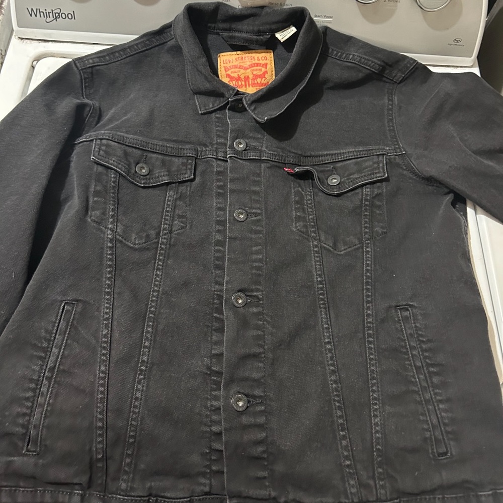 Men’s Trucker Jean Jacket Size Large